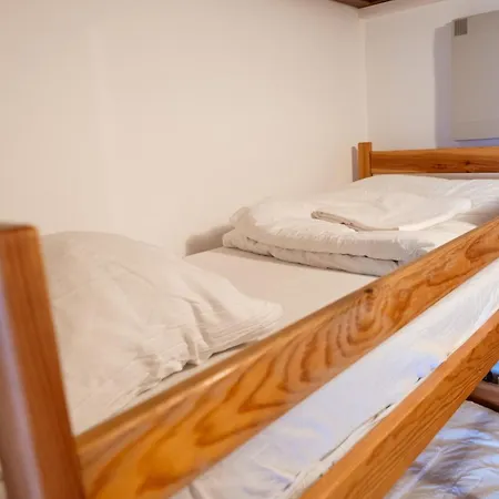 Lumineux Et Fonctionnel Avec Balcon - Jusqu'a 7 Personnes Apartament