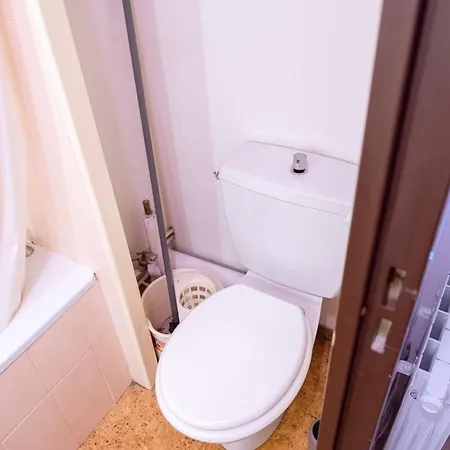 Lumineux Et Fonctionnel Avec Balcon - Jusqu'a 7 Personnes דירה Font-Romeu-Odeillo-Via